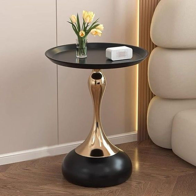 Spiro Side Table (Black/Gold)