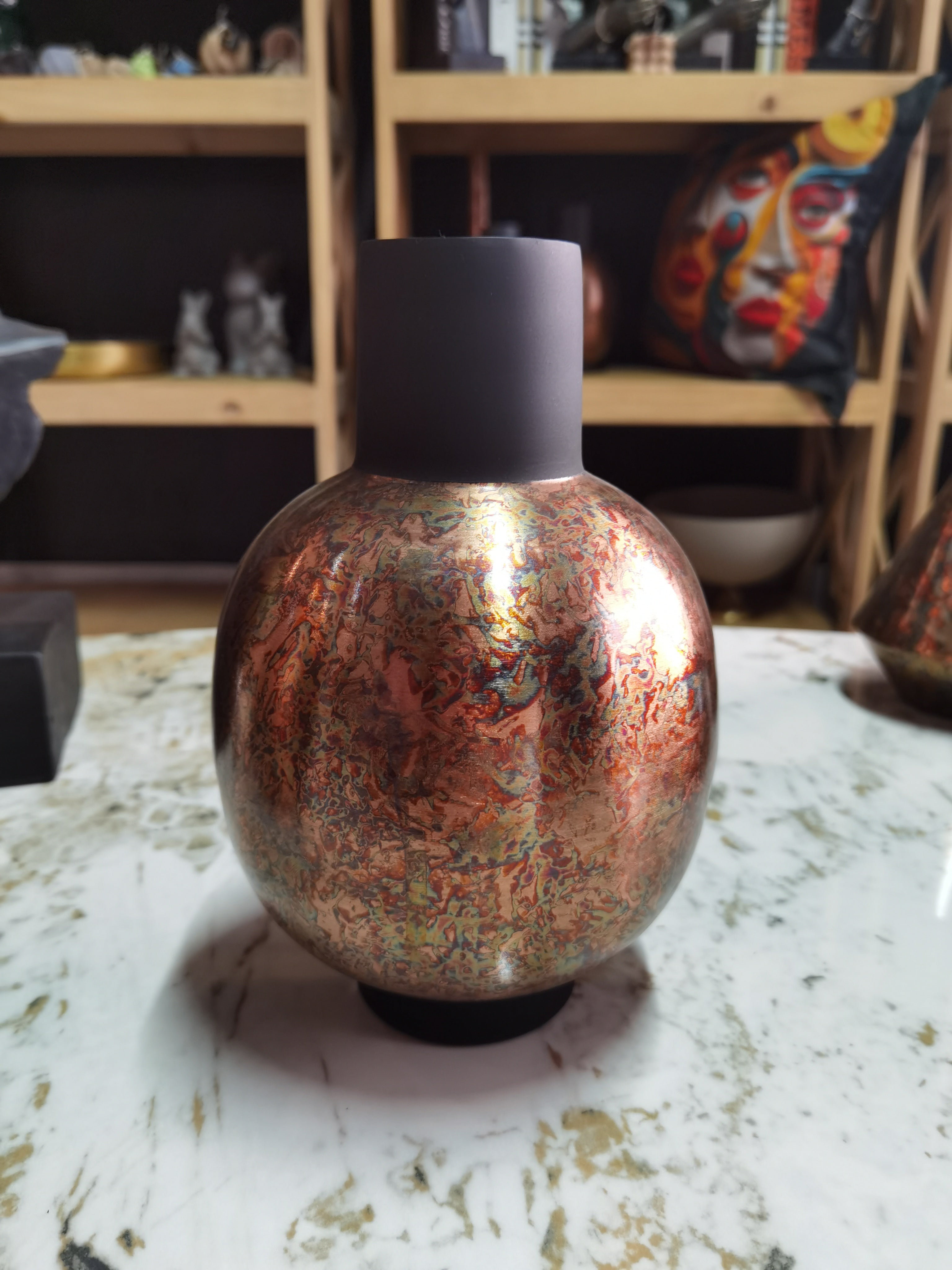 Antiq Black and Copper Vase (24 cm)