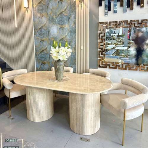 Lumi Velvet Dining Chair (Cream)